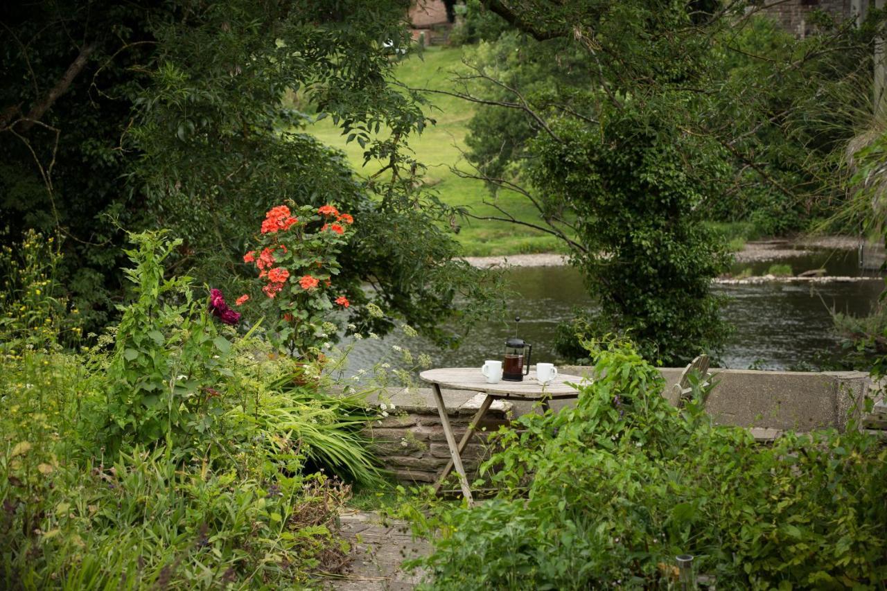 The Bridge Hay Hay-On-Wye Exterior photo